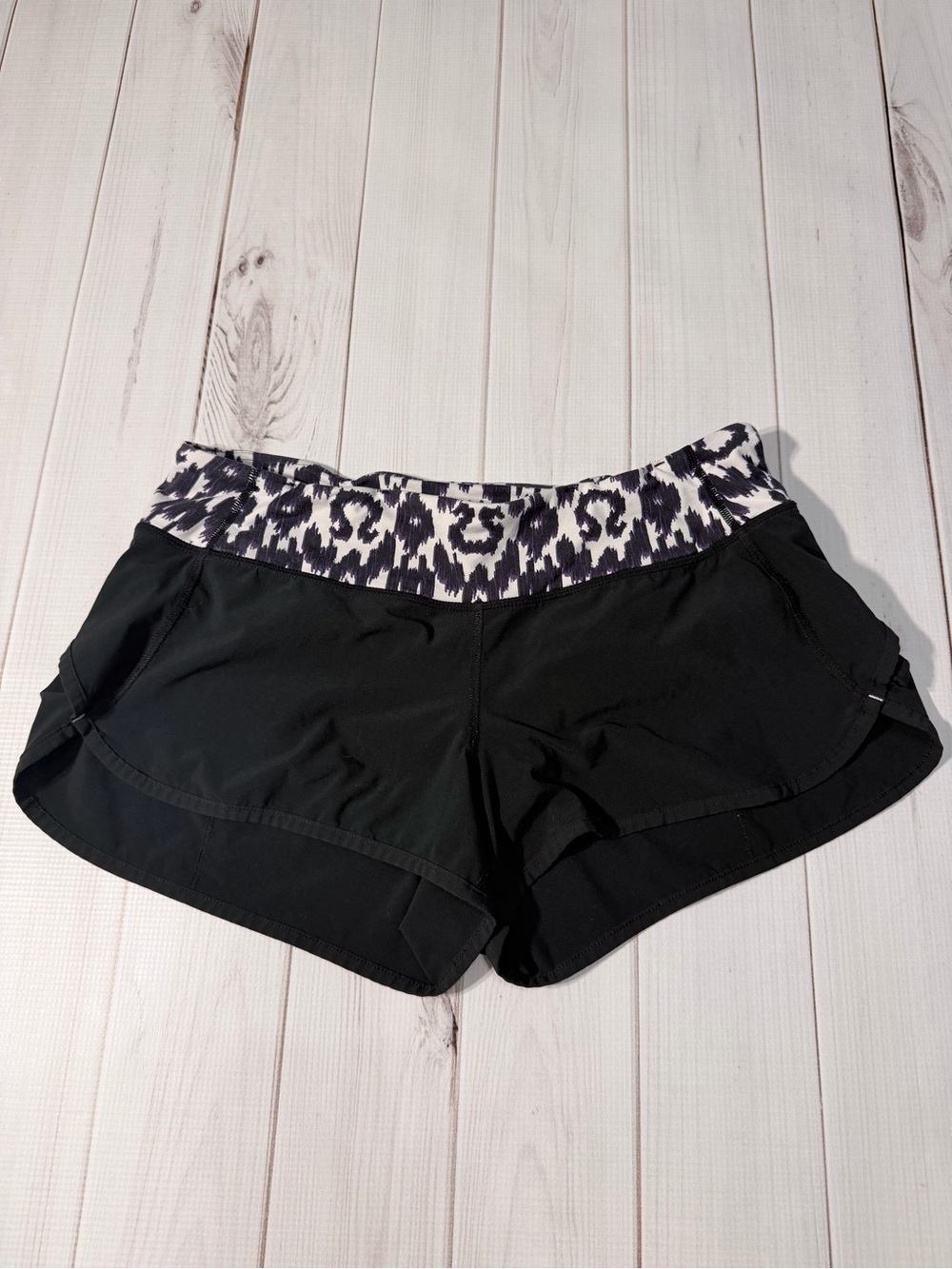 lululemon athletica Shorts